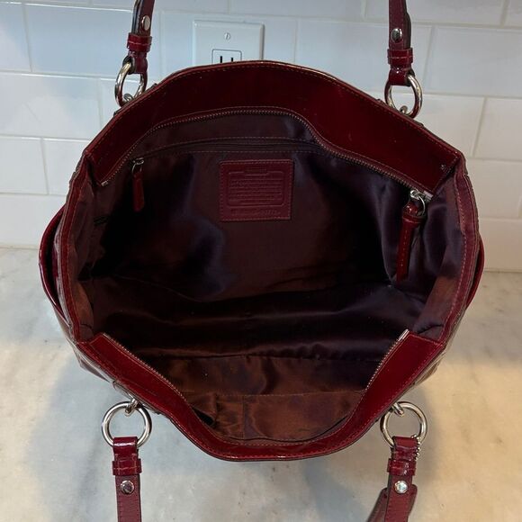 Coach Bag Purse Handbag Pocketbook EW Gallery Embossed High Gloss Patent Leather - Picture 14 of 16